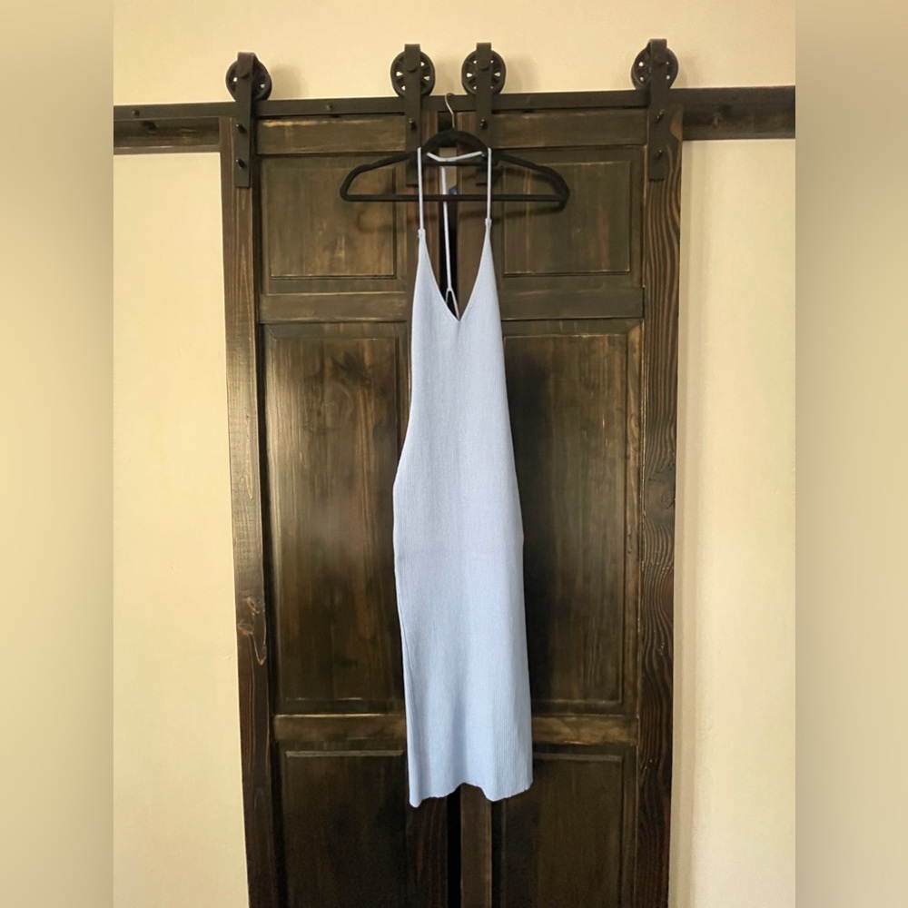 superdown open back midi dress baby blue size M